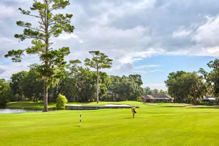 Queen's-Harbour-Yacht-&-Country-Club-01